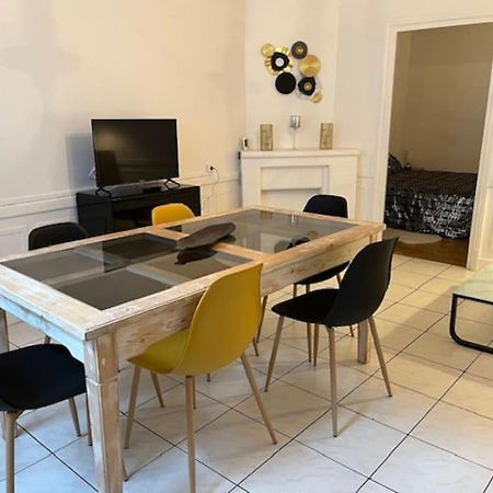 Joli Appartement Centre Nevers Exterior photo